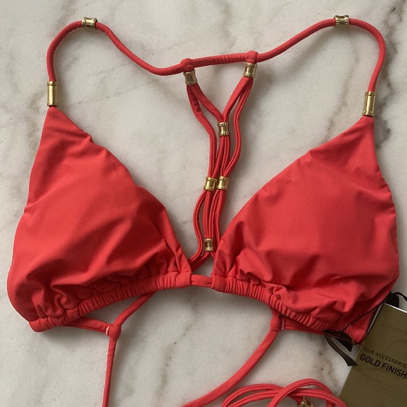 Vix Coral Bikini w/ Gold Accents - Picture 5 of 6